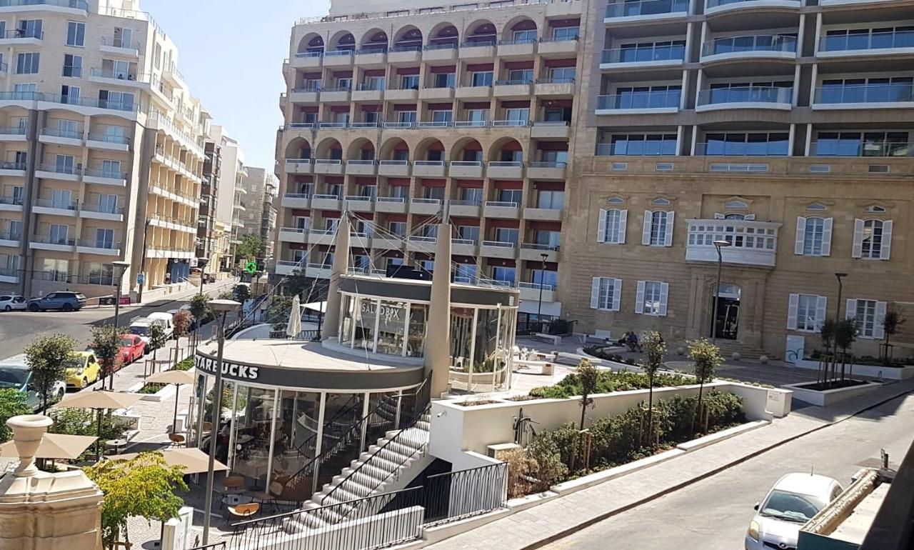 Roma Hotel Слима Екстериор снимка