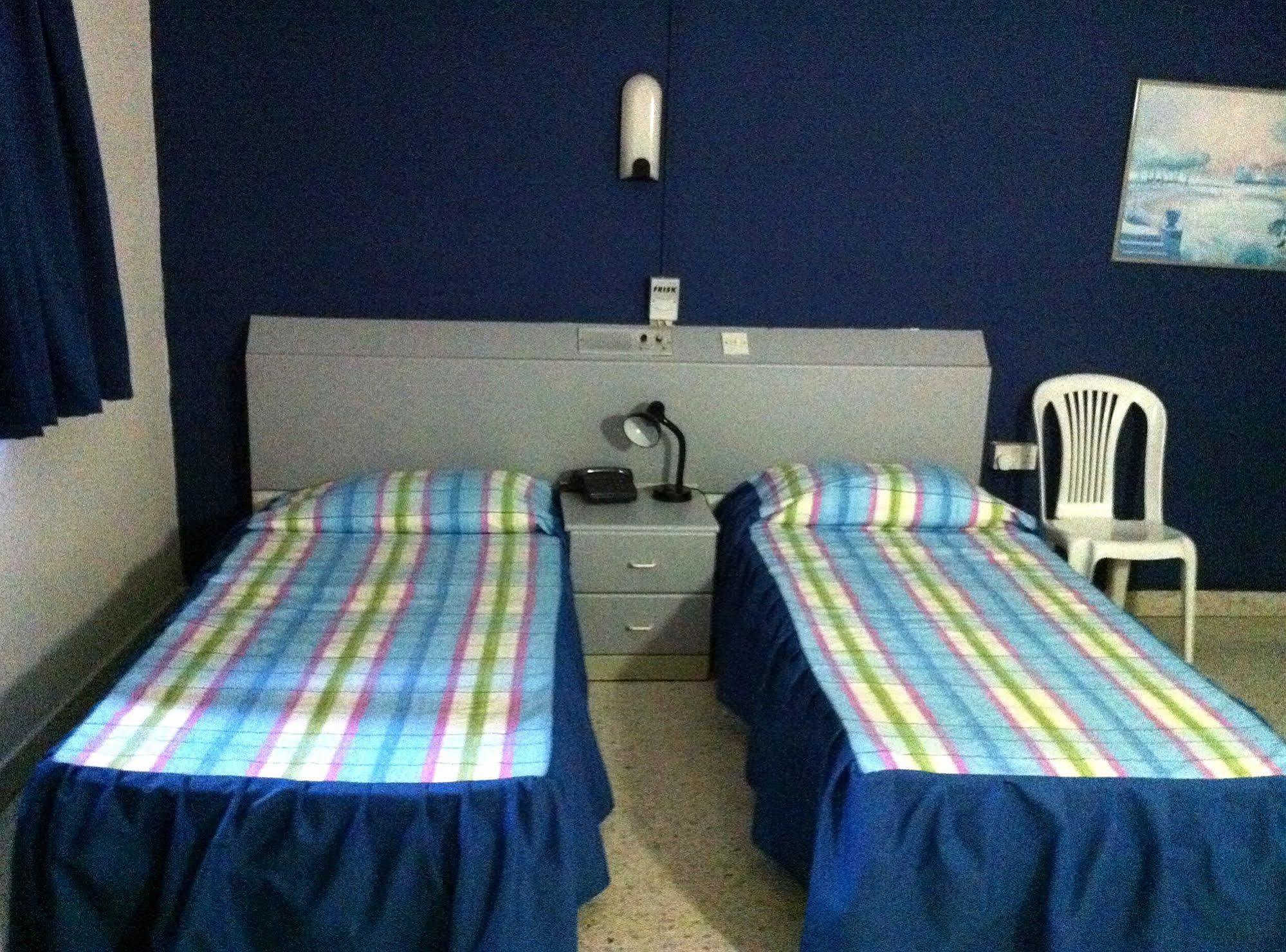 Roma Hotel Слима Екстериор снимка